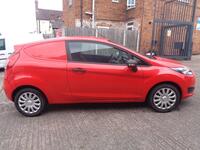 FORD FIESTA VAN