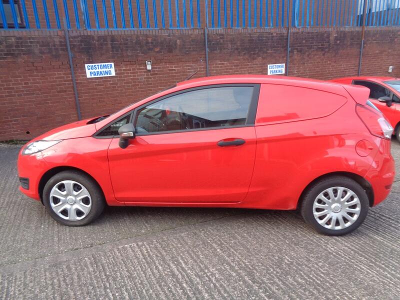 FORD FIESTA VAN