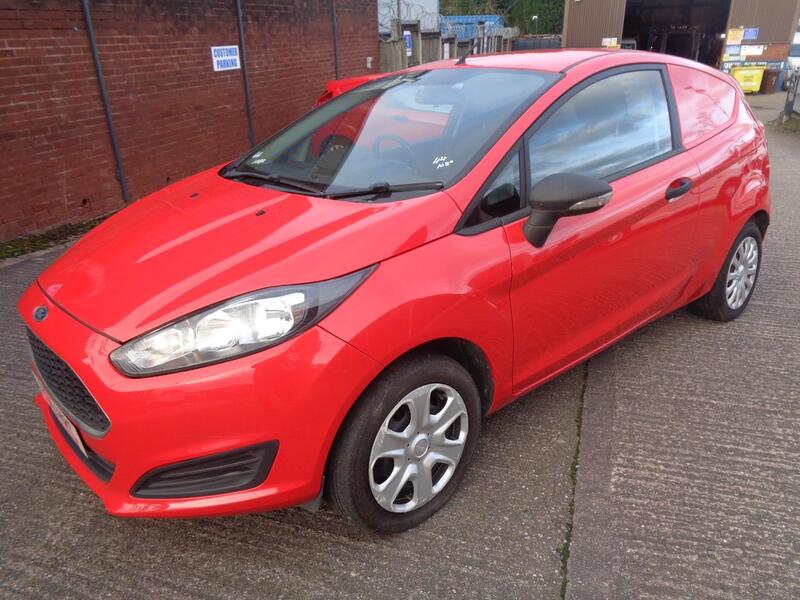 FORD FIESTA VAN