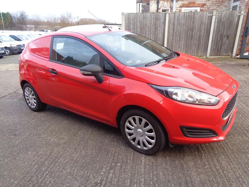 FORD FIESTA VAN