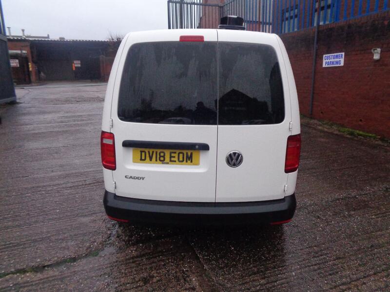 VOLKSWAGEN CADDY