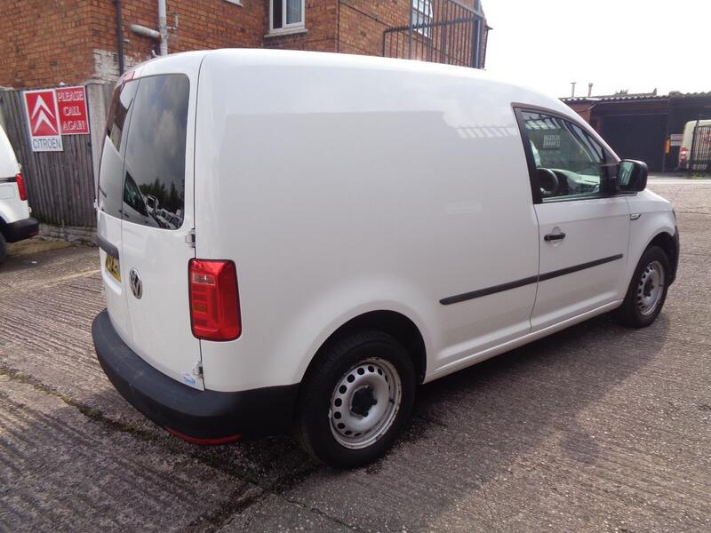 VOLKSWAGEN CADDY