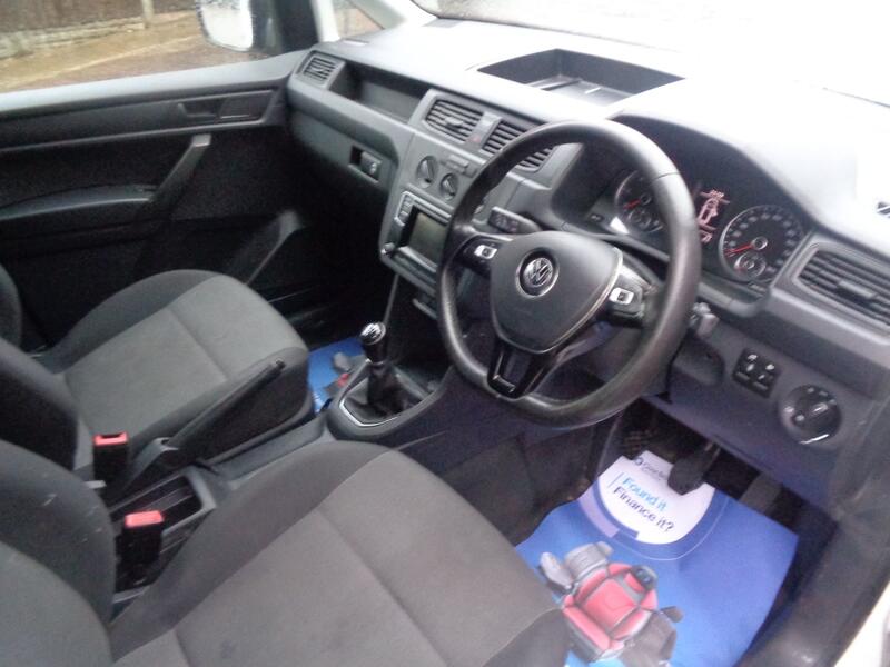 VOLKSWAGEN CADDY