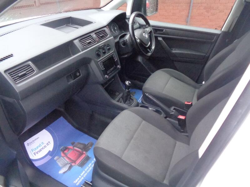 VOLKSWAGEN CADDY