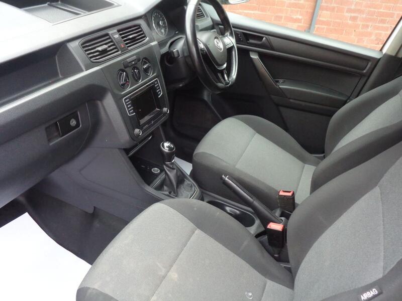 VOLKSWAGEN CADDY