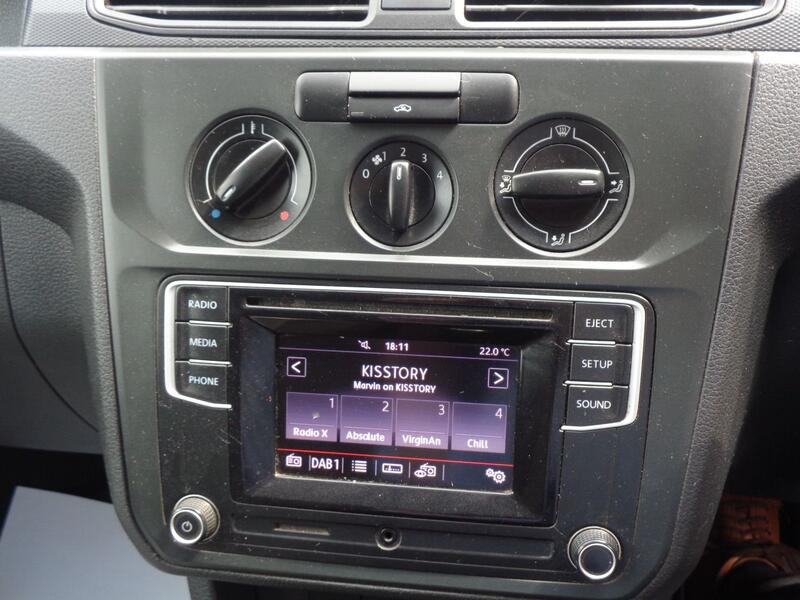 VOLKSWAGEN CADDY