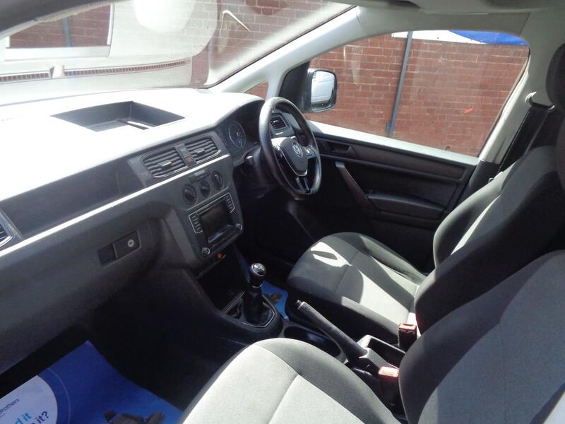 VOLKSWAGEN CADDY