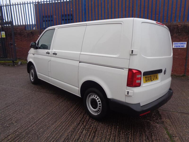 VOLKSWAGEN TRANSPORTER