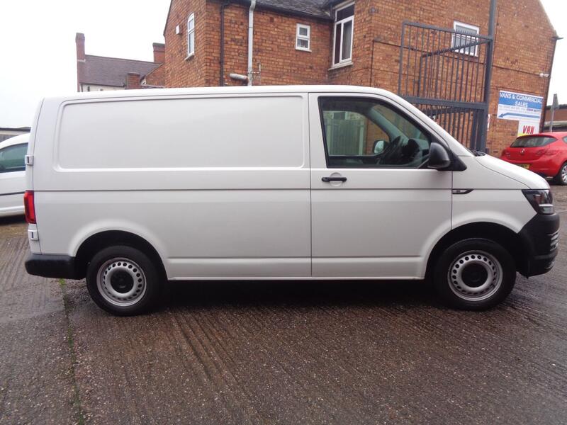 VOLKSWAGEN TRANSPORTER