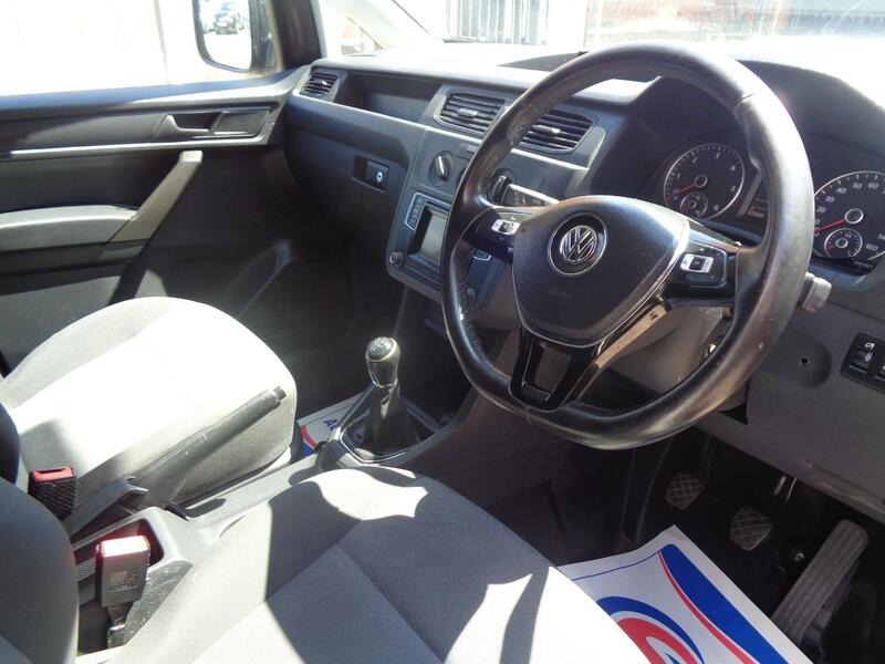VOLKSWAGEN CADDY