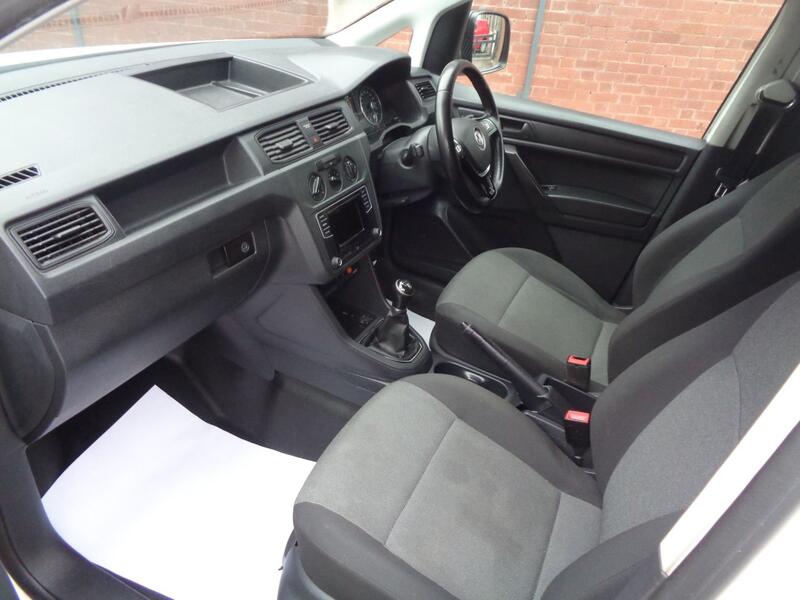 VOLKSWAGEN CADDY