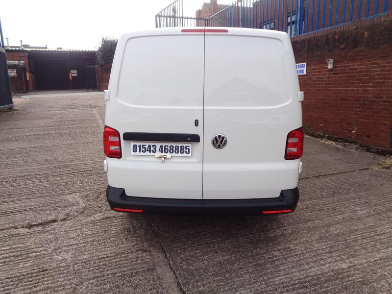 VOLKSWAGEN TRANSPORTER