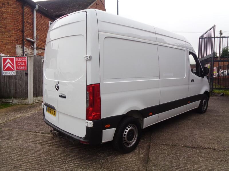 MERCEDES-BENZ SPRINTER