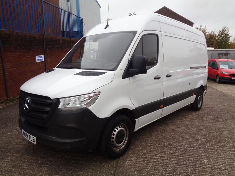 MERCEDES-BENZ SPRINTER