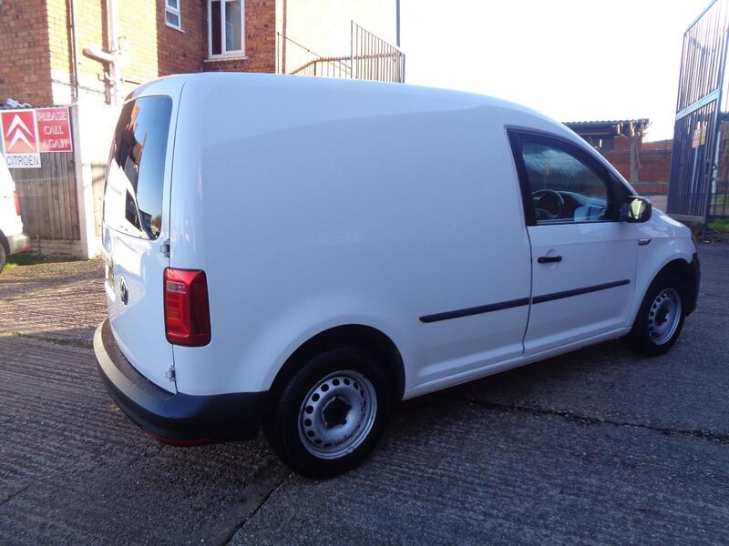 VOLKSWAGEN CADDY