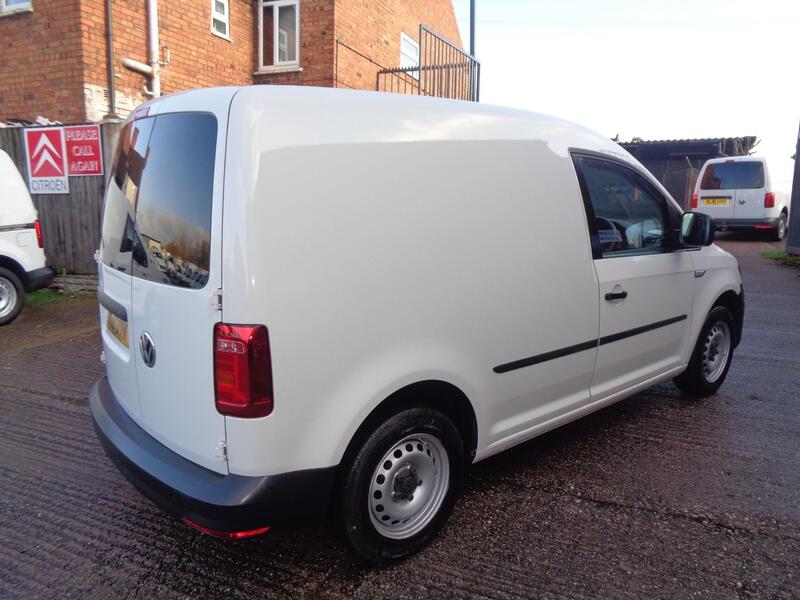 VOLKSWAGEN CADDY