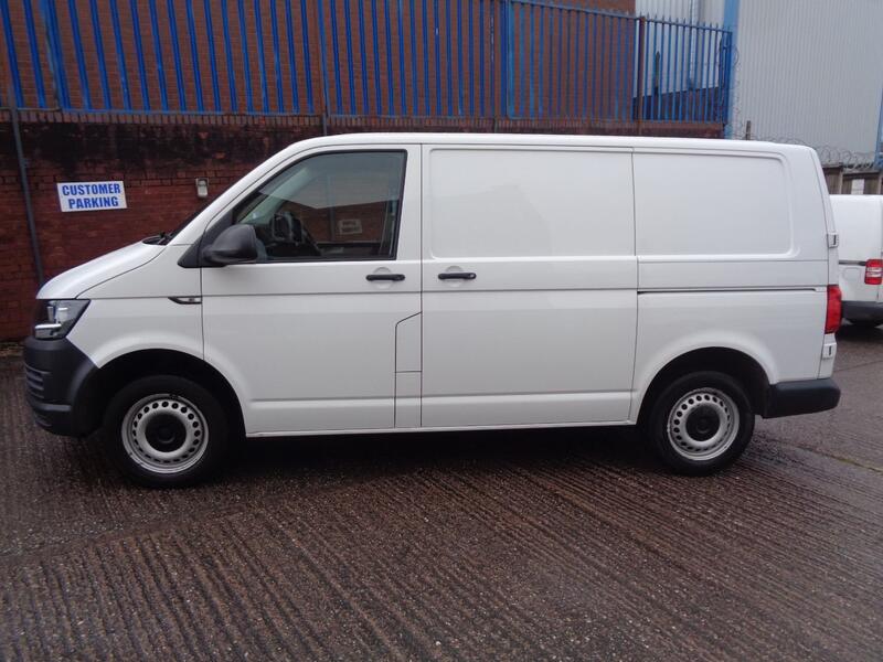 VOLKSWAGEN TRANSPORTER