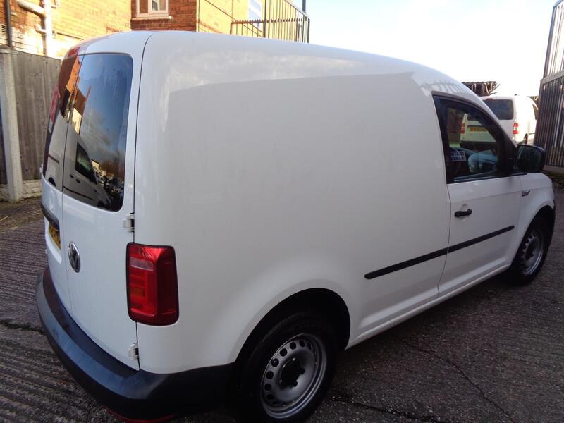 VOLKSWAGEN CADDY