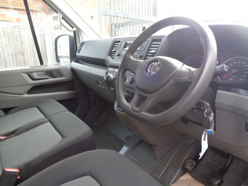 VOLKSWAGEN CRAFTER
