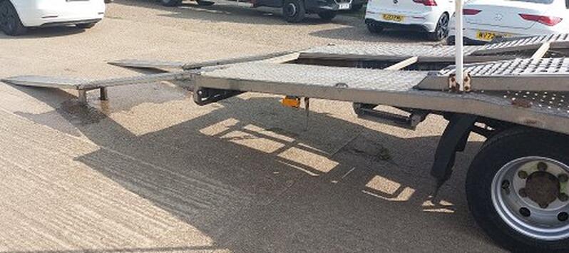MITSUBISHI CANTER