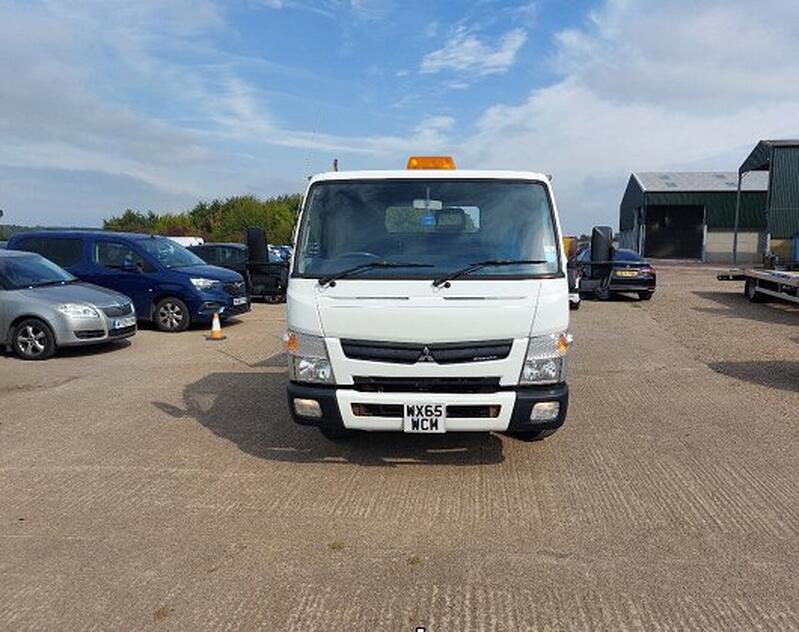 MITSUBISHI CANTER