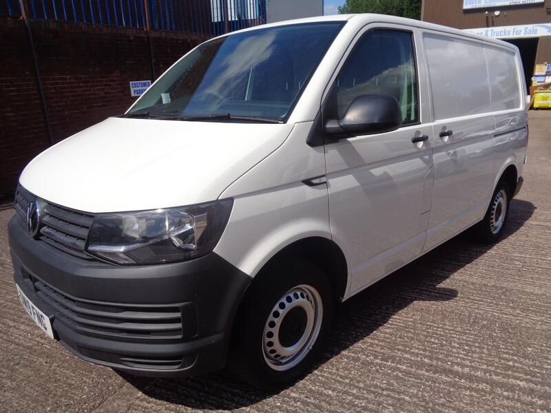 VOLKSWAGEN TRANSPORTER