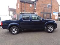 NISSAN NAVARA