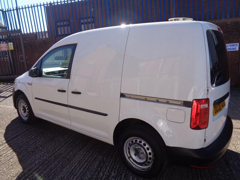 VOLKSWAGEN CADDY