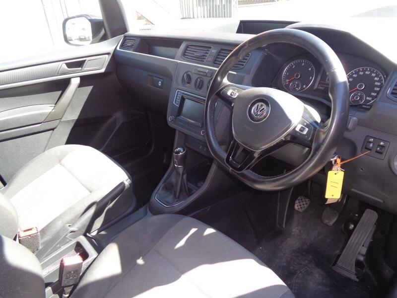 VOLKSWAGEN CADDY