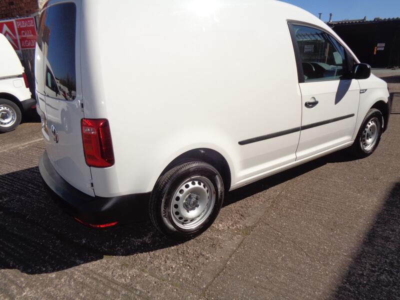 VOLKSWAGEN CADDY