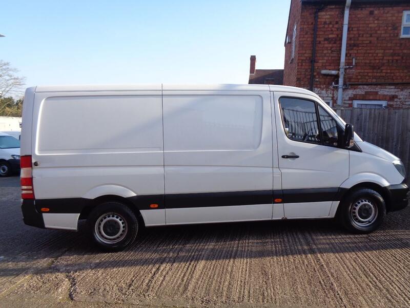 MERCEDES-BENZ SPRINTER