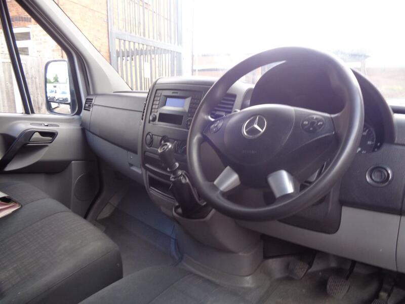 MERCEDES-BENZ SPRINTER