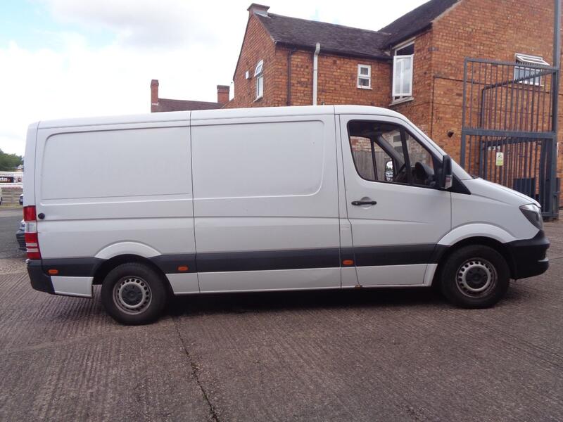 MERCEDES-BENZ SPRINTER