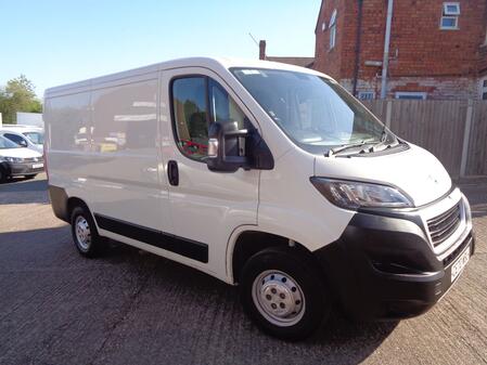 PEUGEOT BOXER