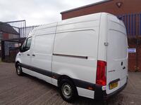 MERCEDES-BENZ SPRINTER