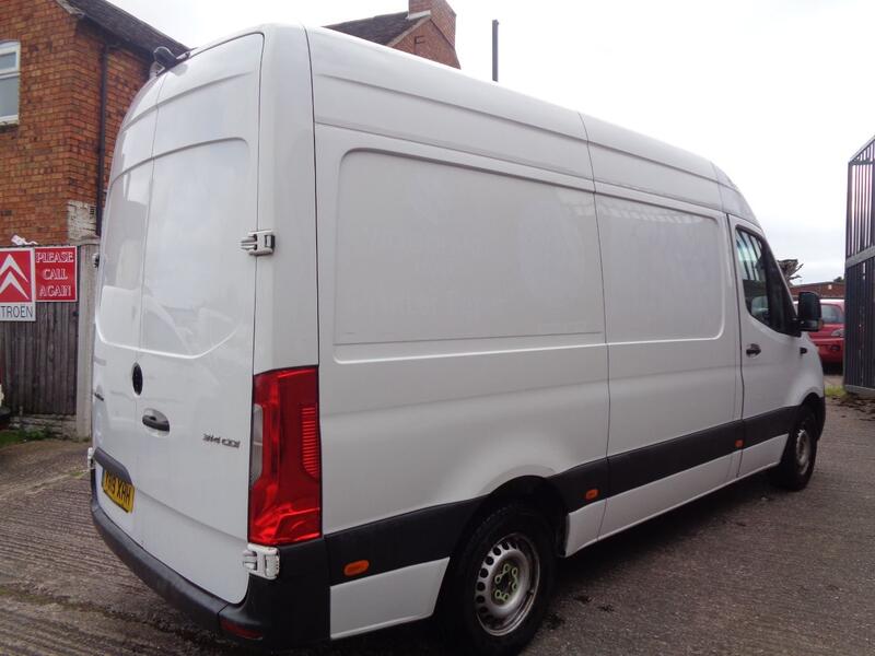 MERCEDES-BENZ SPRINTER