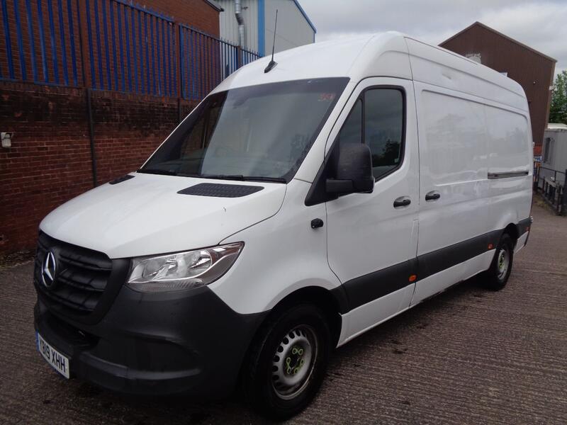 MERCEDES-BENZ SPRINTER