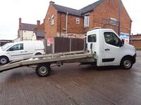 NISSAN NV400